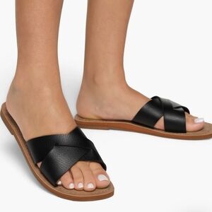 Roxy Andreya Black Criss Cross Slide Sandals Size 8 NWT